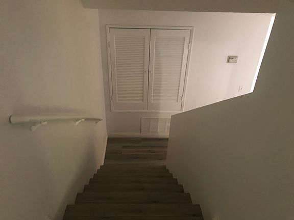5th image of 1025 N Tippecanoe Ave Unit 156