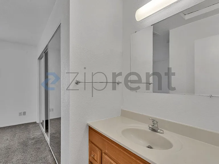 2005 San Jose Dr #241 — Photo 15