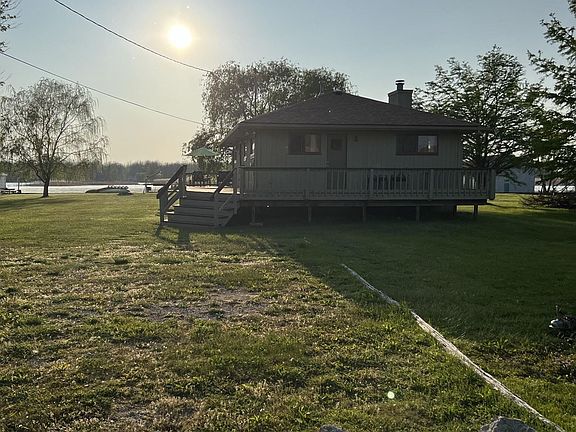 2nd image of 3832 Middle Channel Dr
