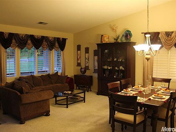 5th image of 3717 Waldwick Cir