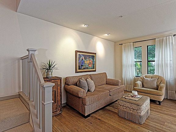 4th image of 1750 Kettner Blvd Unit 107