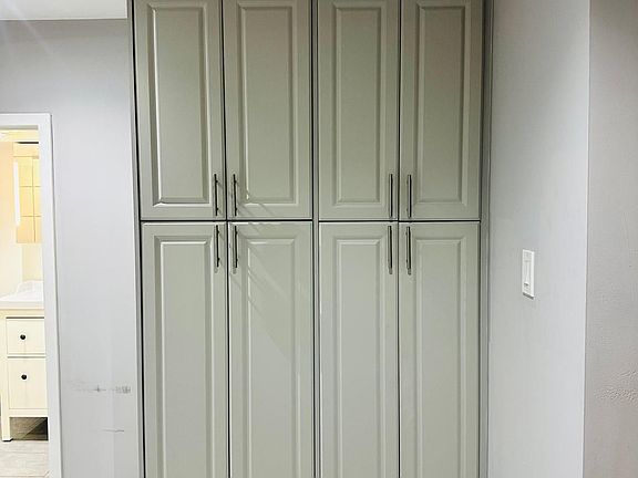 4th image of 53 Freshspring Dr