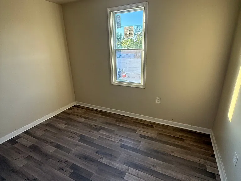 3906 Catalpa St #2 — Photo 5