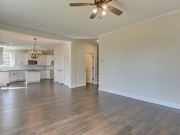 5th image of 3116 Lake Norman Drive