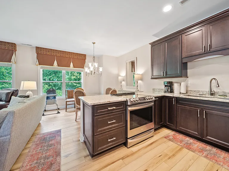 327 E Holly Ridge Rd — Photo 11