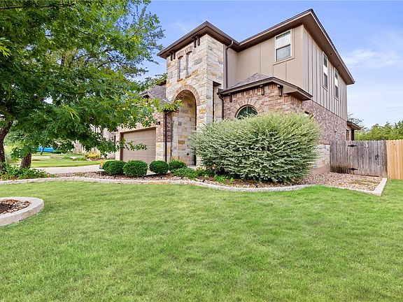 3rd image of 3005 Tempe Dr