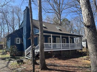 11407 Brandenburg Dr, Midlothian, VA 23112