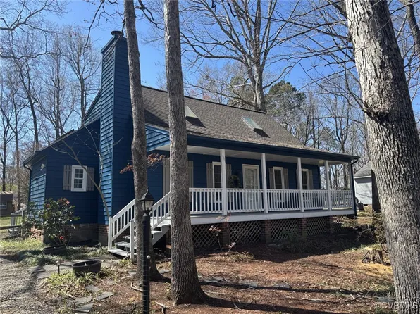 11407 Brandenburg Dr, Midlothian, VA 23112