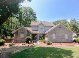 6 Bakers Spring Rd, Russellville, AR 72802