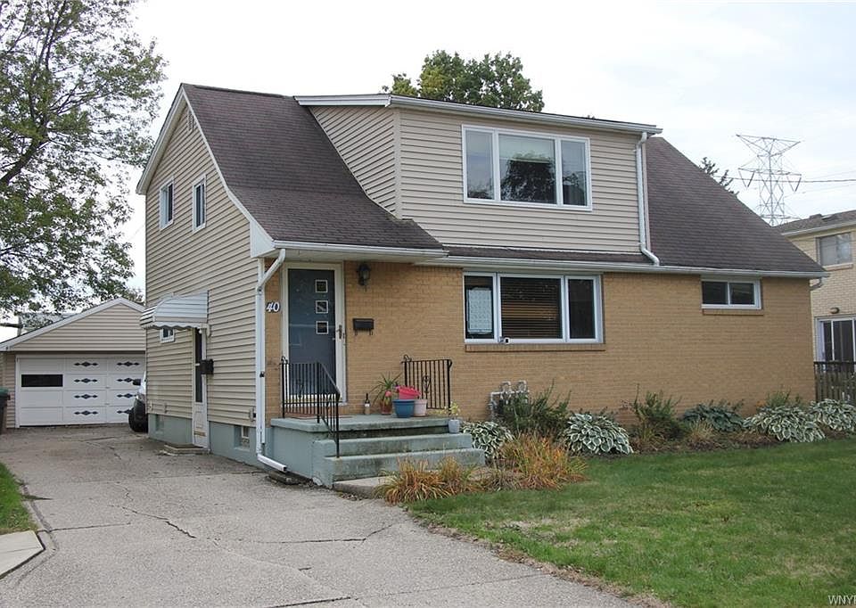 1st image of 40 Doyle Ct