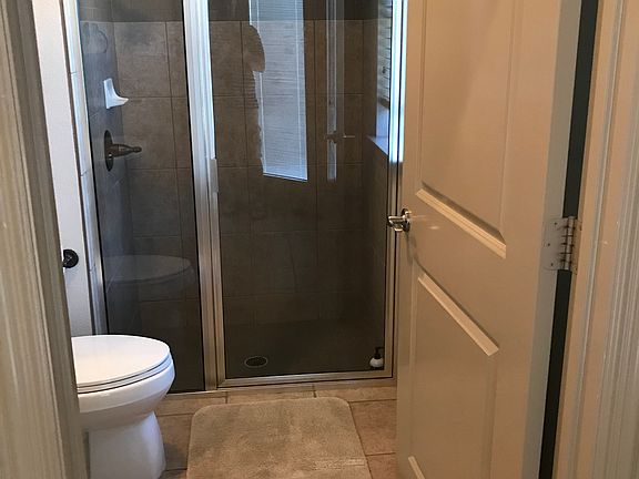 2nd image of 7 Katie Ct