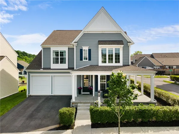 2108 Cranford Ln S, Bridgeville, PA 15017