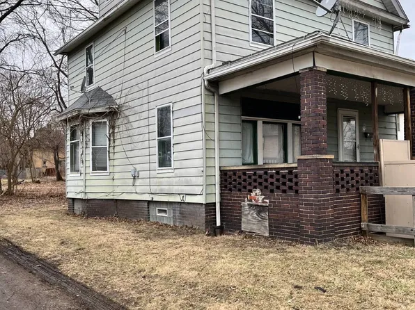 825 S Seneca Ave, Alliance, OH 44601