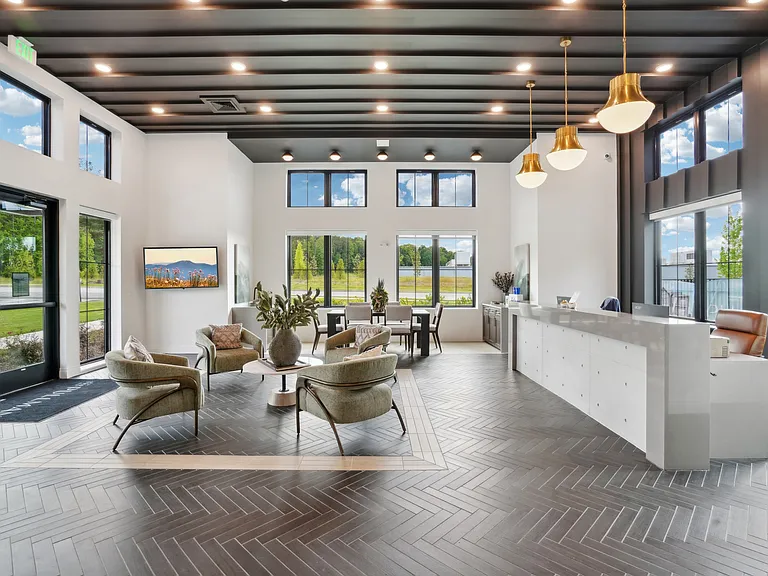 The Pullman Luxury Apartments — Photo 40