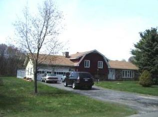 24 Miller Dr, Hopewell Junction, NY 12533