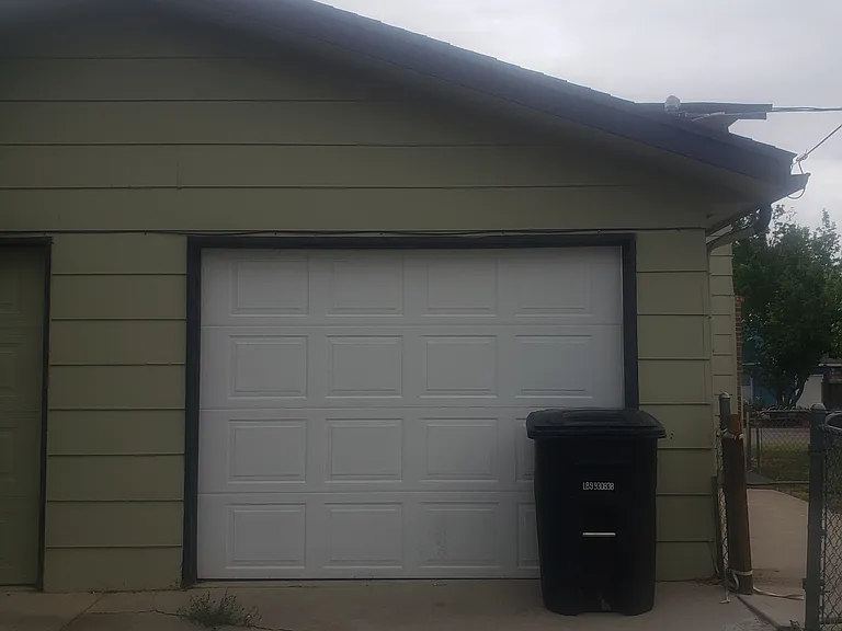 1345 Emery St — Photo 18
