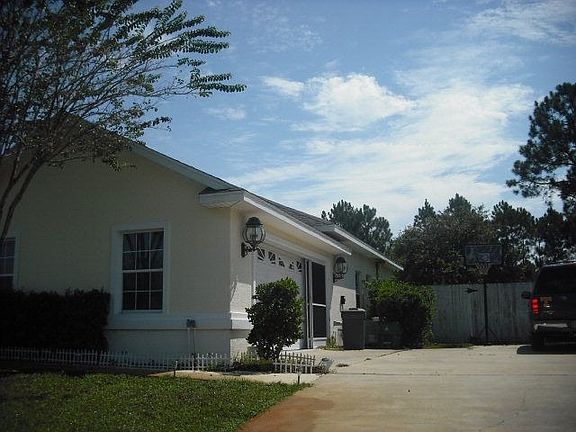 3rd image of 34 Leaver Dr