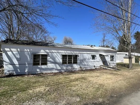 9 Morways Park, Charlestown, NH 03603