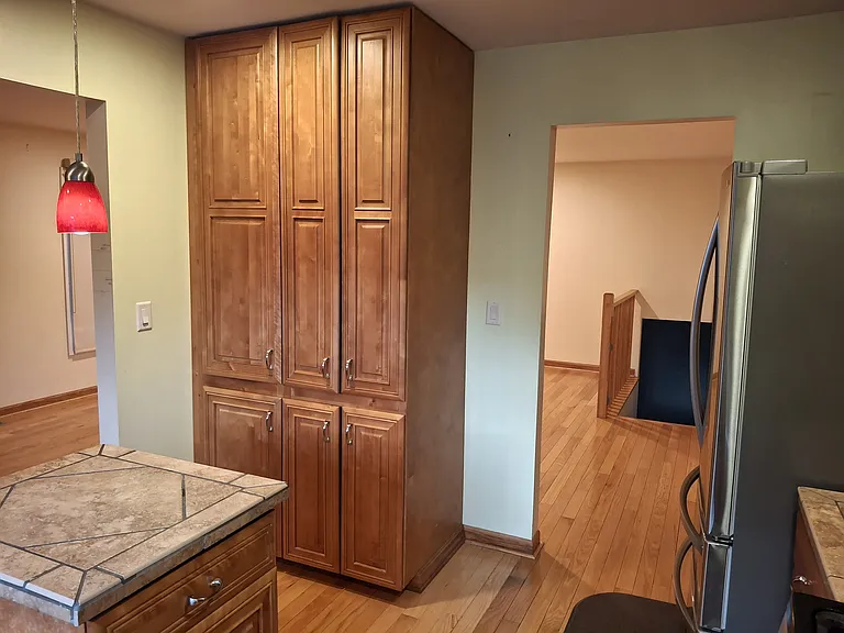 6 E Harbor Dr — Photo 4