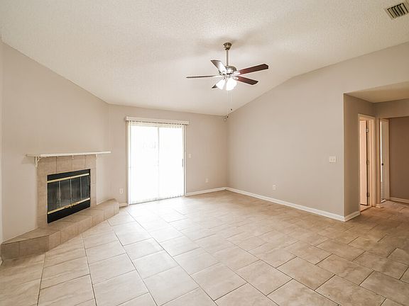 3rd image of 1111 Calla Glen Ln