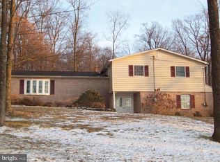 465 Staver Rd, Reinholds, PA 17569