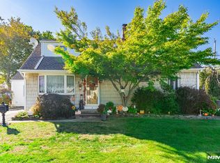 8 Lynn Blvd, Hazlet, NJ 07730