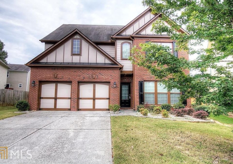 2nd image of 1136 Scenic View Cir
