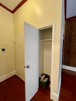 Rented by Compass | media 7