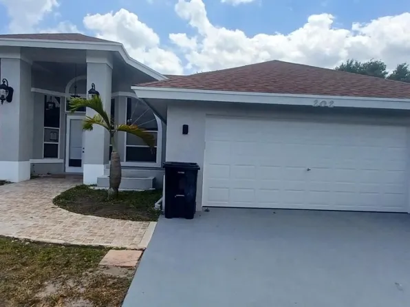 202 SW Parish Terrace, Port St Lucie, FL 34984