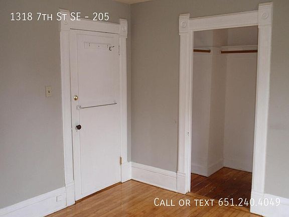4th image of 1318 7th St SE #205