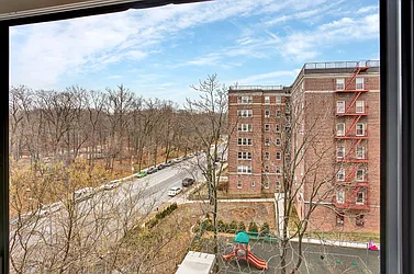 Rented by Living New York