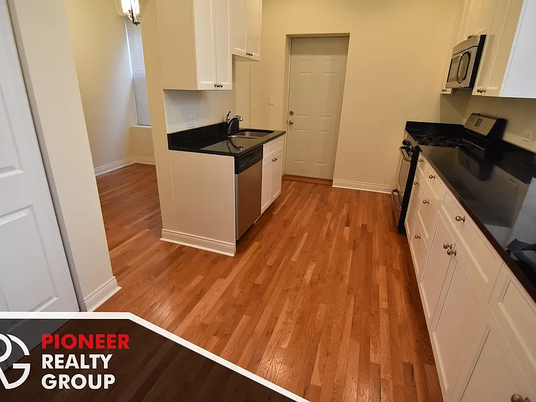 802 W Belmont Ave #3E — Photo 9