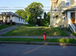 15 Grove St, Poughkeepsie, NY 12601