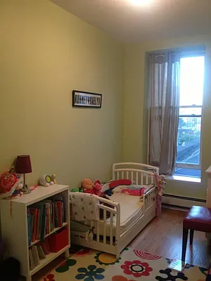 Rented by Brooklyn Bridge | media 30