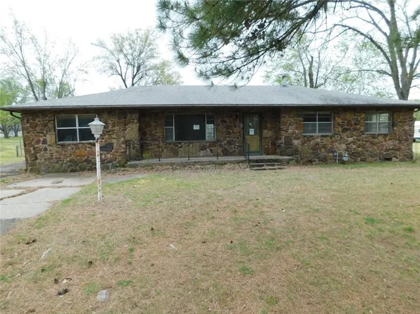 624 E 21st St, Galena, KS 66739