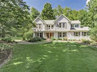 16830 Lucky Bell Ln, Chagrin Falls, OH 44023