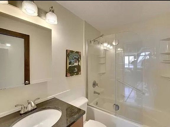 2nd image of 2800 W 44th St Unit 604