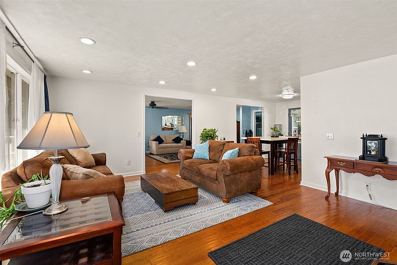 2nd image of 17642 Irwin Street SW