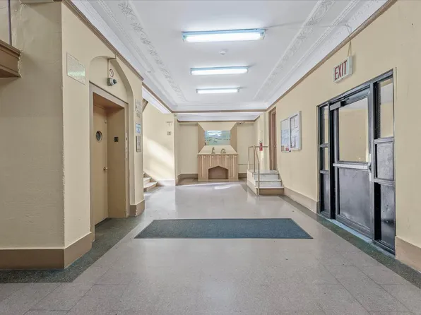 1290 Lafayette Avenue 5F image 3 of 11