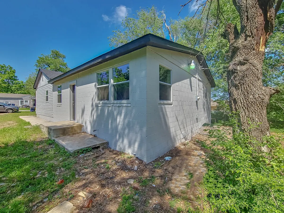 Building Photo - 12704 Parker Heights Blvd