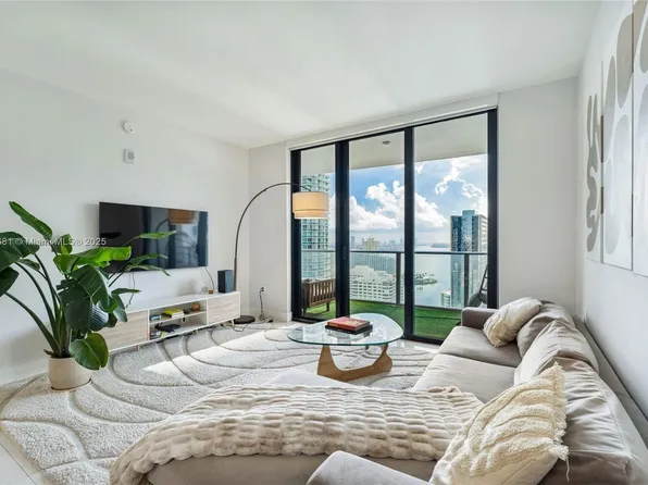 1010 Brickell Ave Unit 3004, Miami, FL 33131