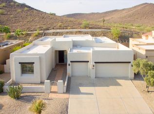6016 W Robin Ln, Glendale, AZ 85310