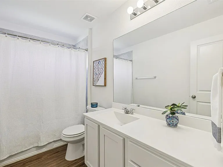 138 George Kimble Cv — Photo 25