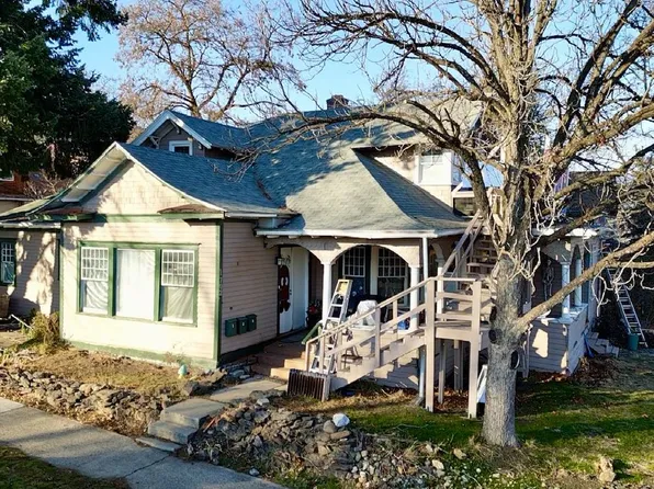 1702 Oak St, La Grande, OR 97850