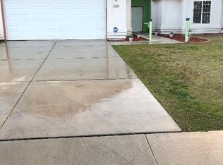 4403 Serene Oak Dr, Bakersfield, CA 93313