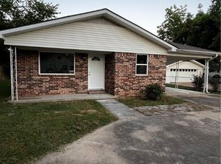 513 N 4th St, Paris, AR 72855