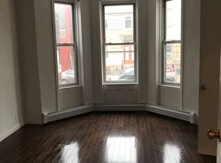 8612 75th St, Woodhaven, NY 11421