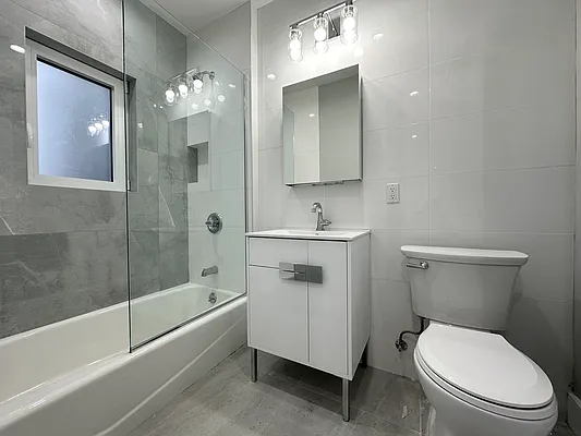 Rented by ABODE NYC LLC | media 9