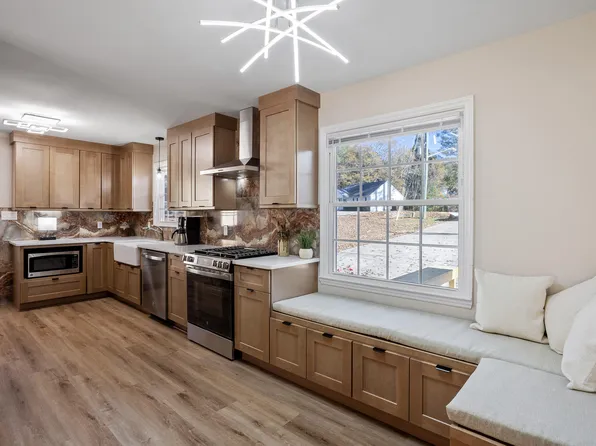 142 W Haywood St, Wendell, NC 27591