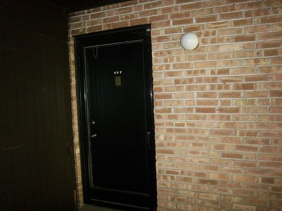 4th image of 5543 E Lake Dr #75